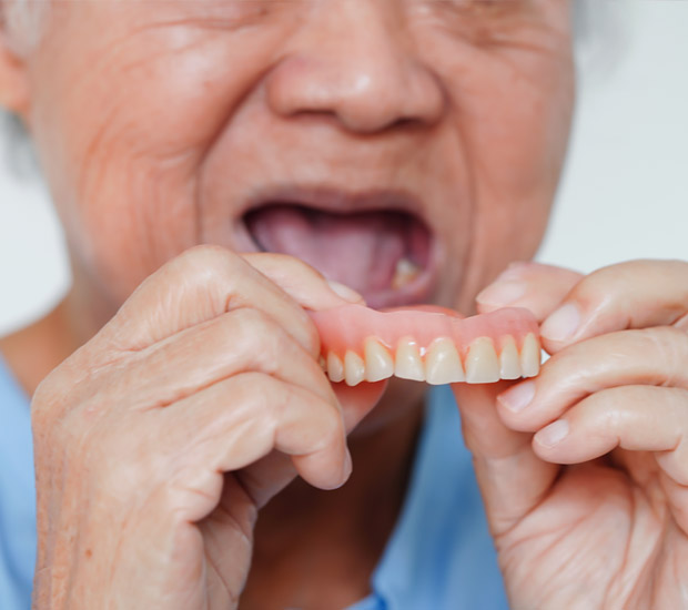 Marble Hill Multiple Teeth Replacement Options